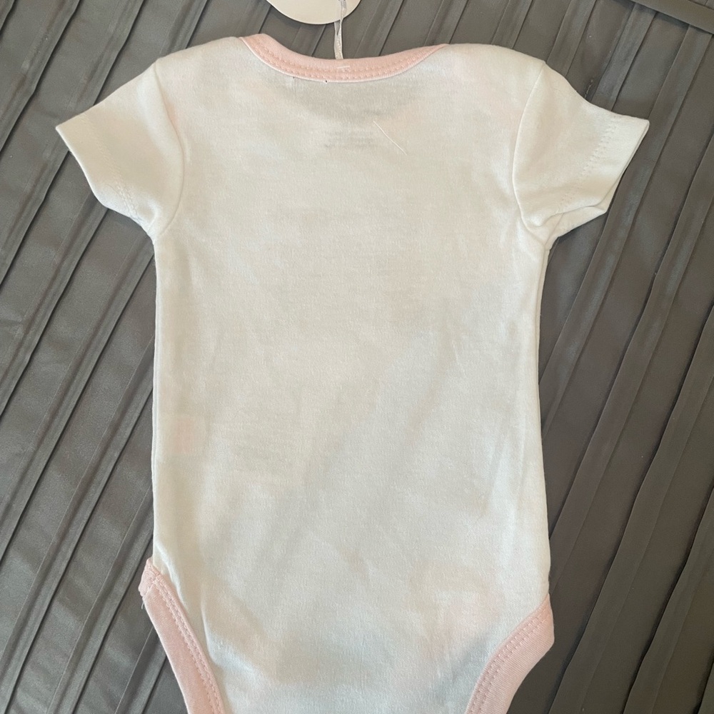 Three Short Sleeve Onesies, Sz 0-3 Months. Two Kyle & Deena, One Chickpea. - Picture 7 of 10